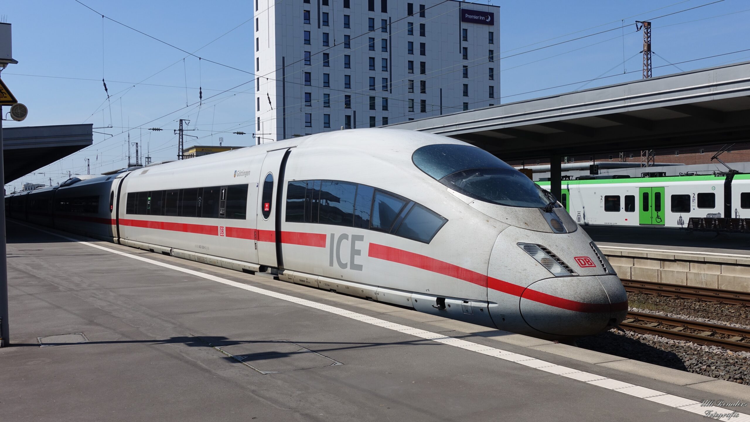 ICE3 BR403 in Essen